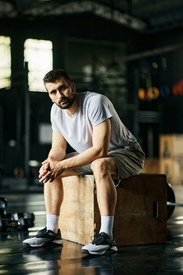 What's the Best Method for Crate Training a Nervous Italian Greyhound?